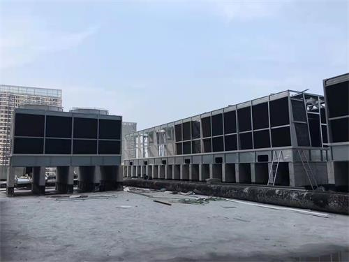 閉式冷卻塔的應(yīng)用范圍與開式冷卻塔的優(yōu)缺點比較,閉式冷卻塔工作原理