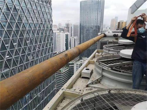 冷卻塔在中央空調(diào)設(shè)備中的作用？(冷卻塔機(jī)組的工作原理圖)