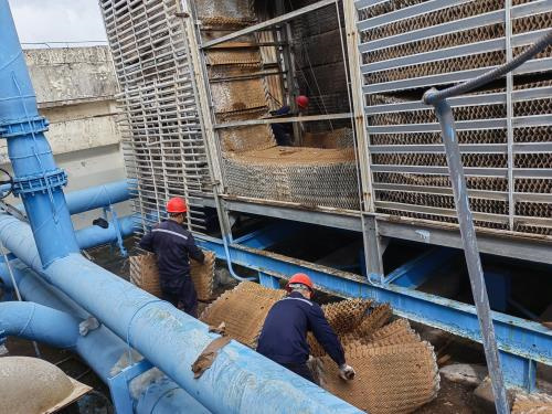 低噪音循環(huán)冷卻塔可按其材料及功能分類,冷卻塔低噪音風機